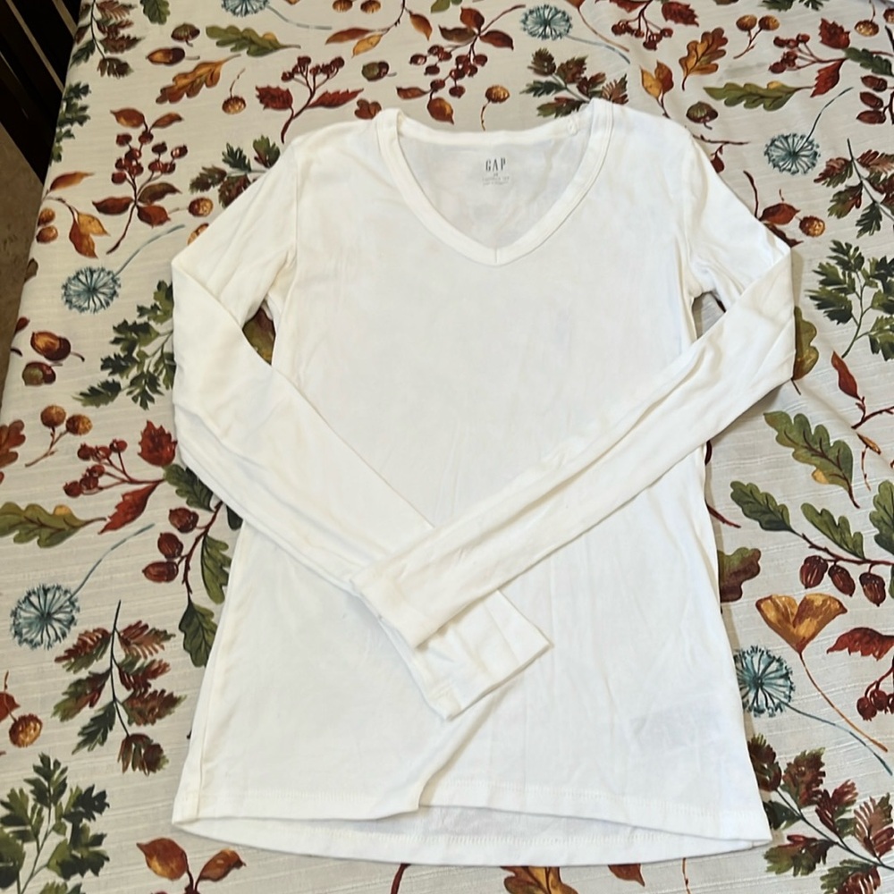 Women's GAP "Favorite T" Long Sleeve White V-Neck Top/Shirt, Large XS